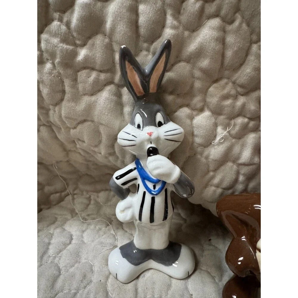 Warner Bros Looney Tunes Taz & Bugs Bunny Ceramic Salt & Pepper Shakers 1998